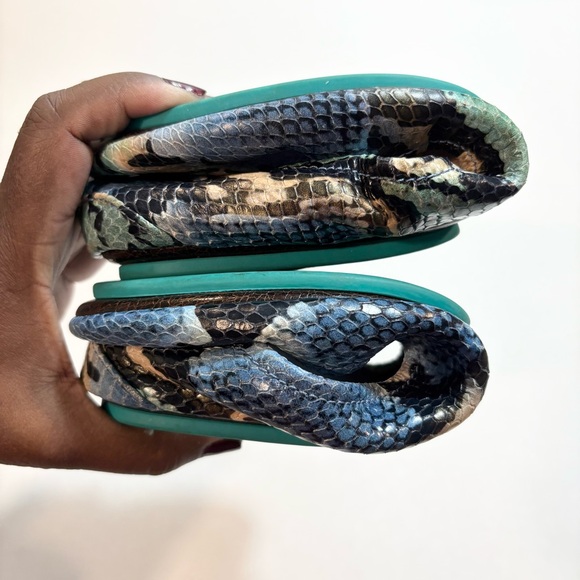 Tieks Azure Snakeskin Ballet Flats Size 9 Teal Blue Green Cream Travel Foldable - Picture 12 of 15
